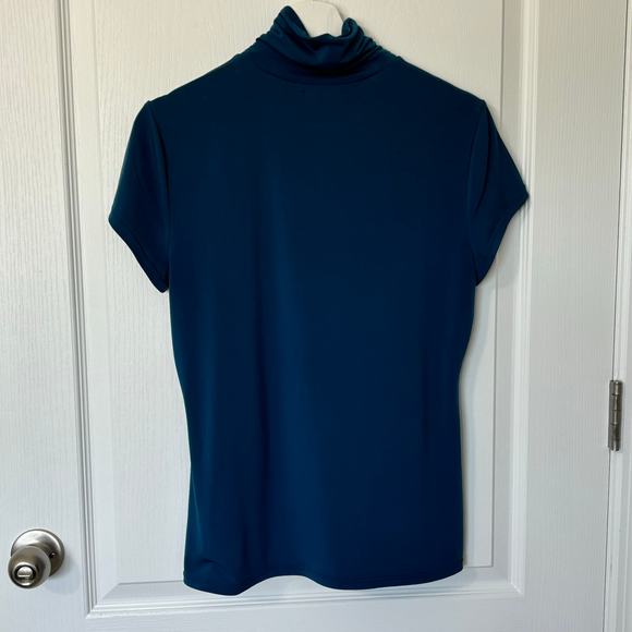 Alfani Wms Mock Neck Teal Blue Jersey Knit Top Size M Layering Minimalist Career - Picture 2 of 7